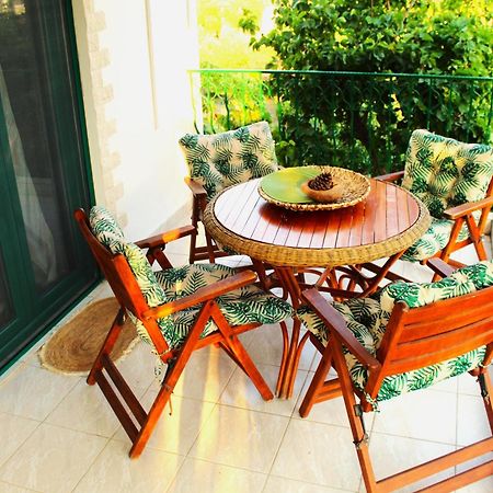 Azure Bliss Suites Никити Екстериор снимка