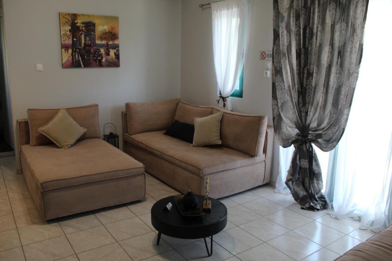 Azure Bliss Suites Никити Екстериор снимка