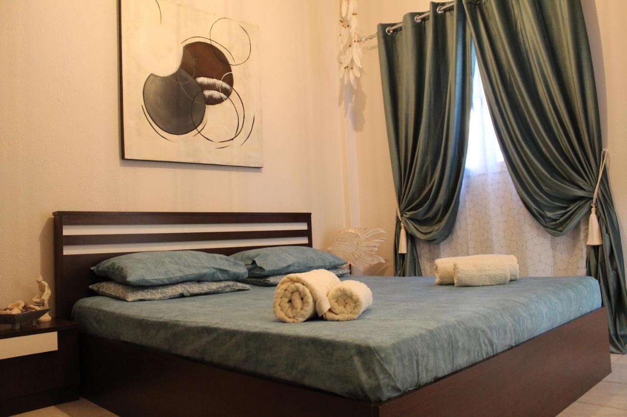 Azure Bliss Suites Никити Екстериор снимка