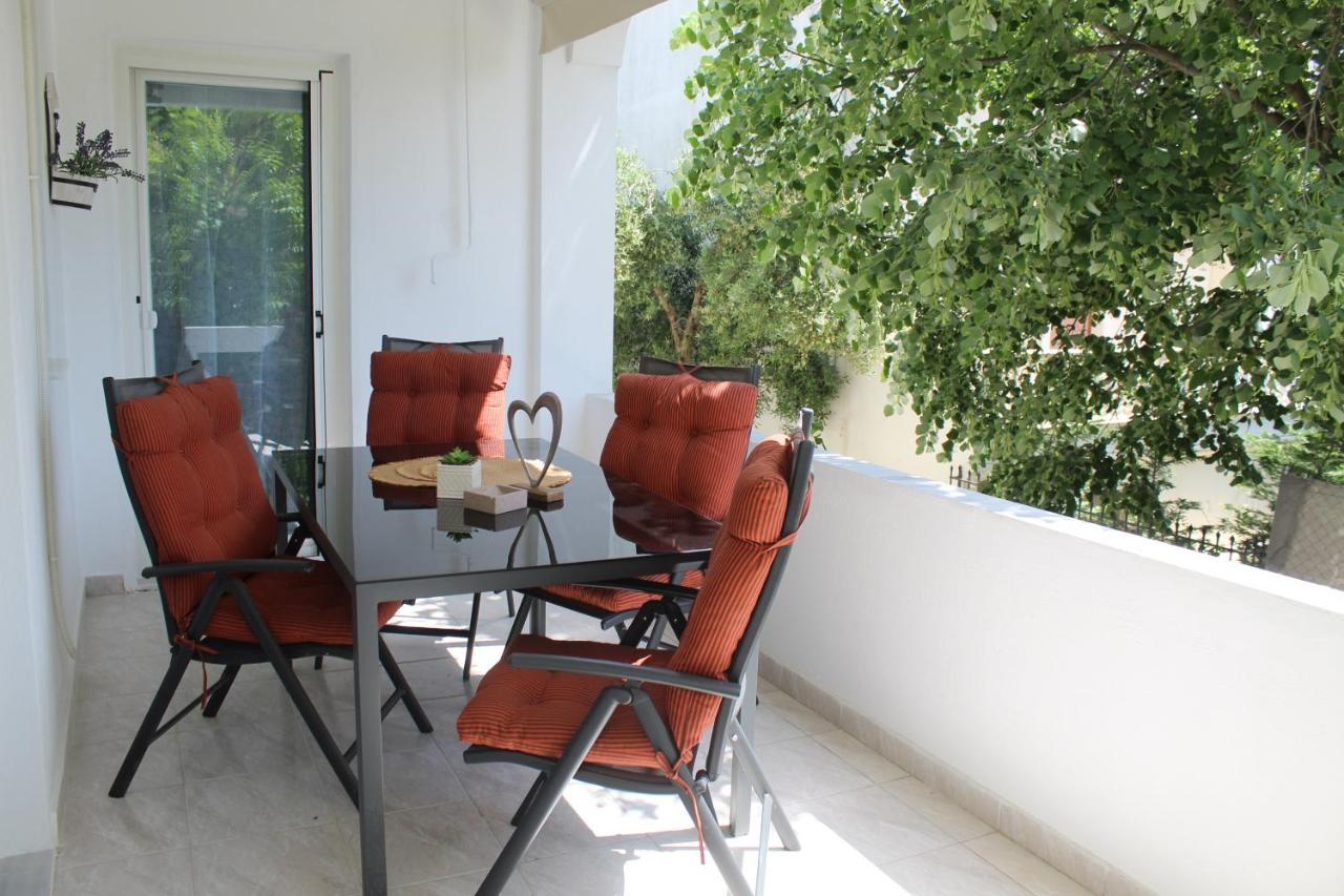 Azure Bliss Suites Никити Екстериор снимка