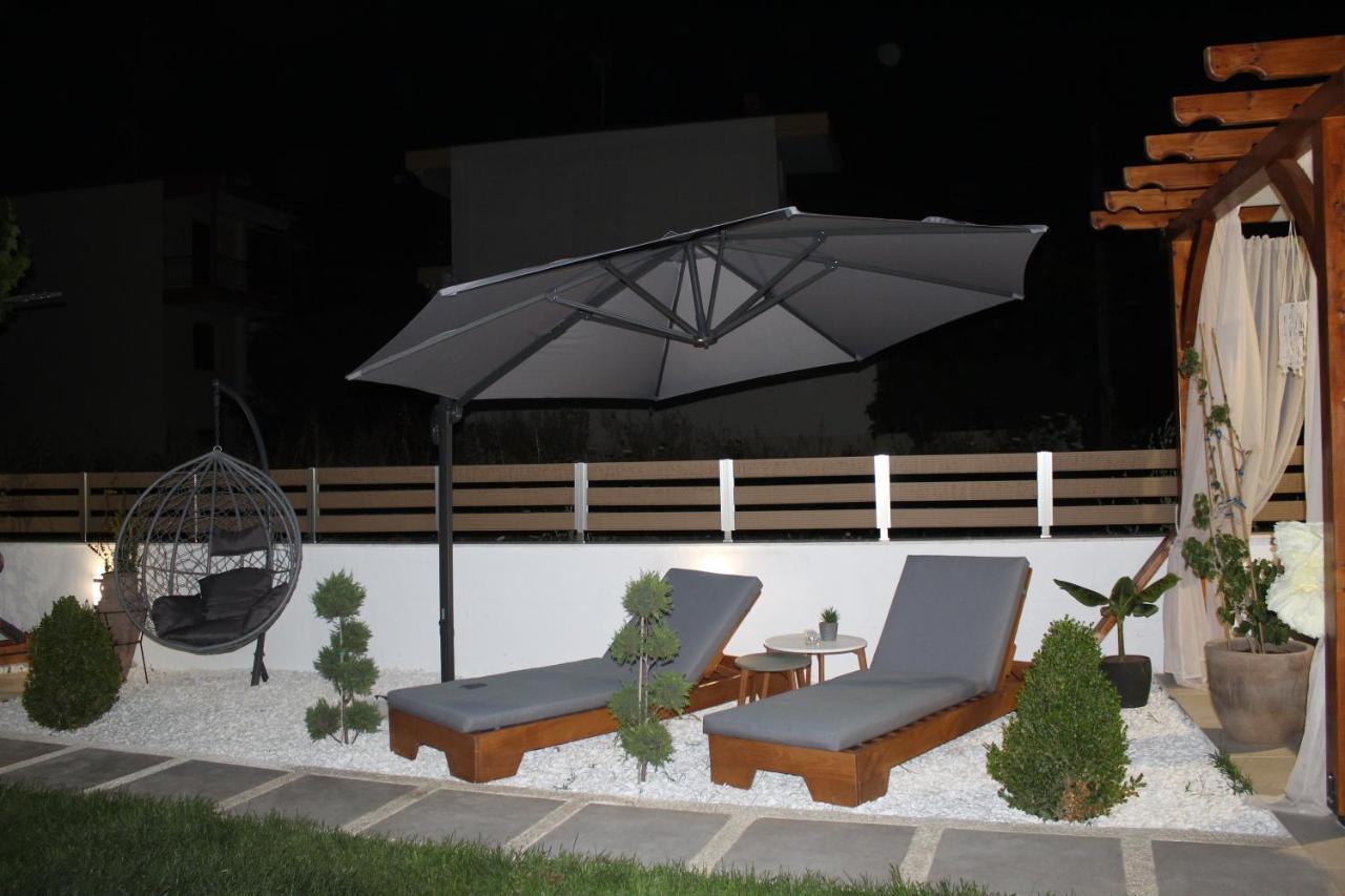 Azure Bliss Suites Никити Екстериор снимка