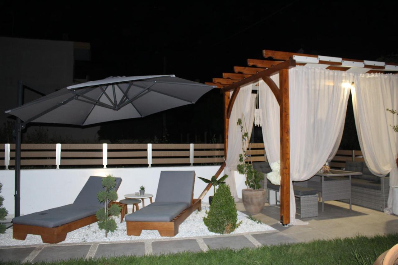 Azure Bliss Suites Никити Екстериор снимка