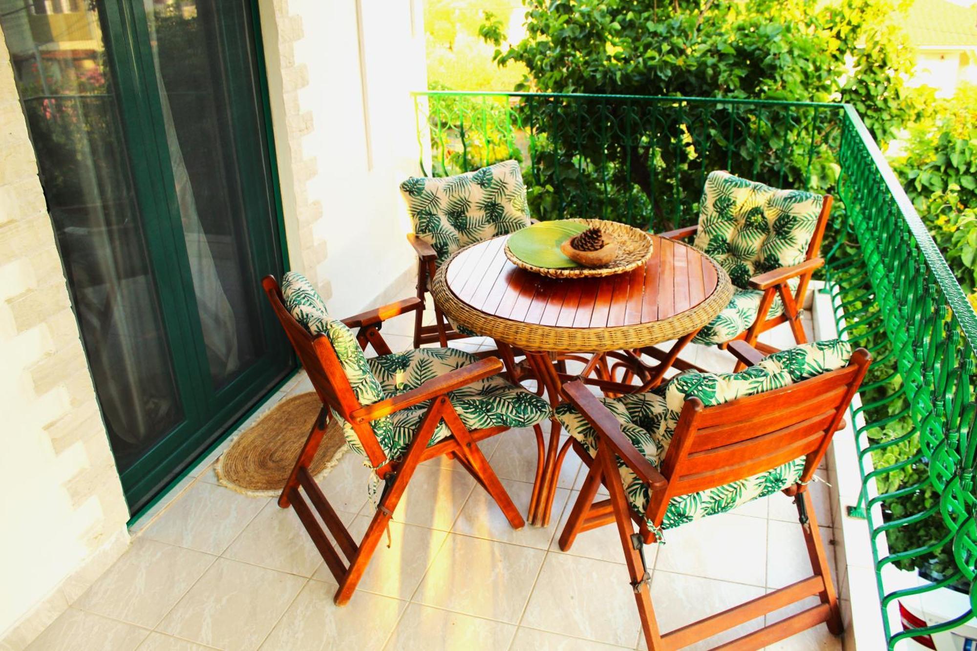 Azure Bliss Suites Никити Екстериор снимка