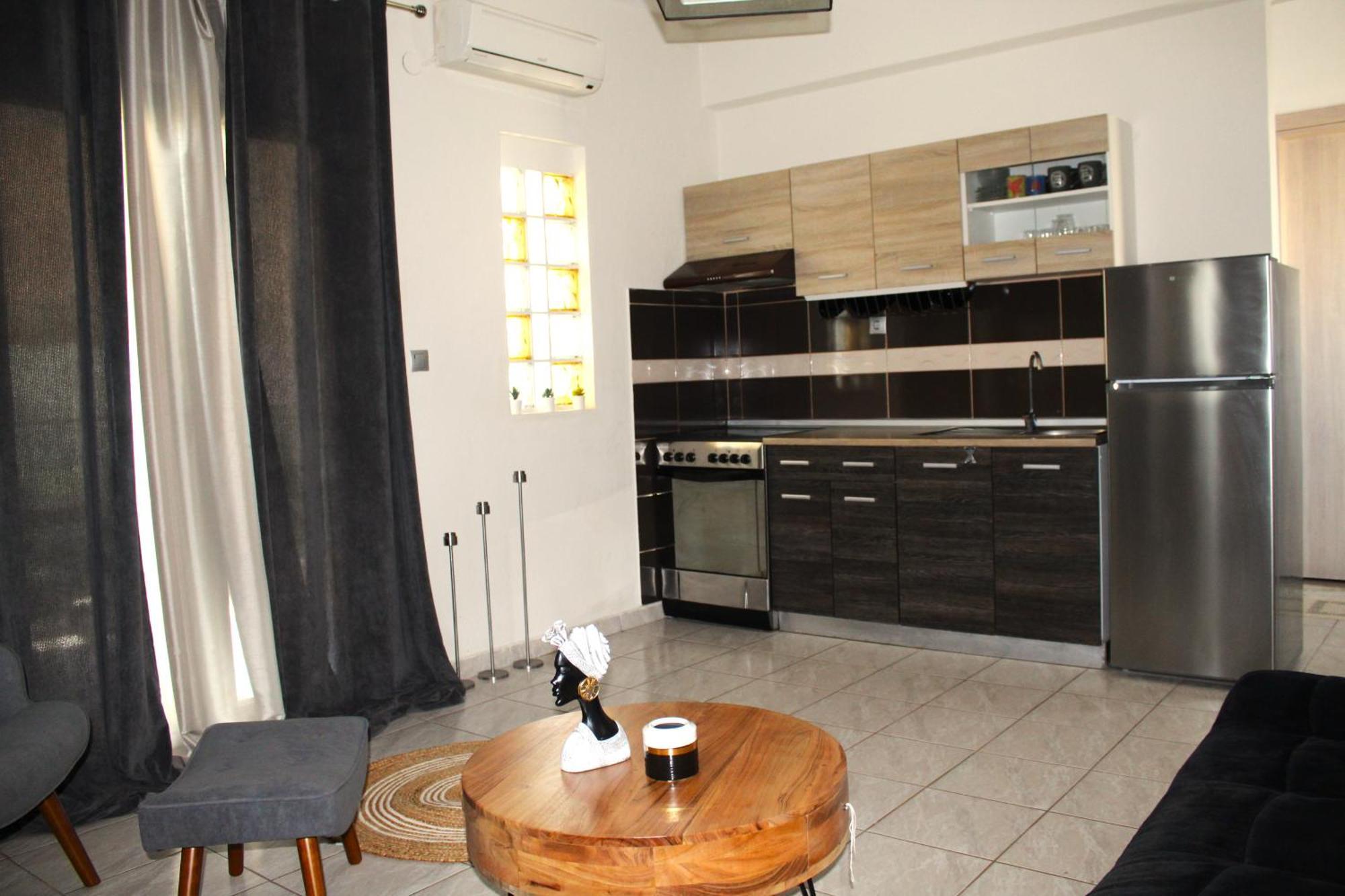 Azure Bliss Suites Никити Екстериор снимка